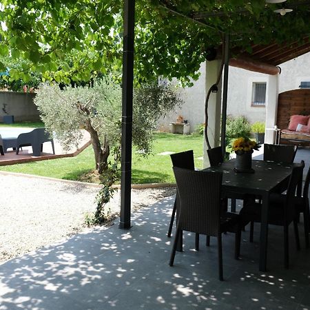 Very Pleasant House With Swimming Pool In Mouries, Near Les Baux De Provence In The Alpilles - 6 People别墅 外观 照片